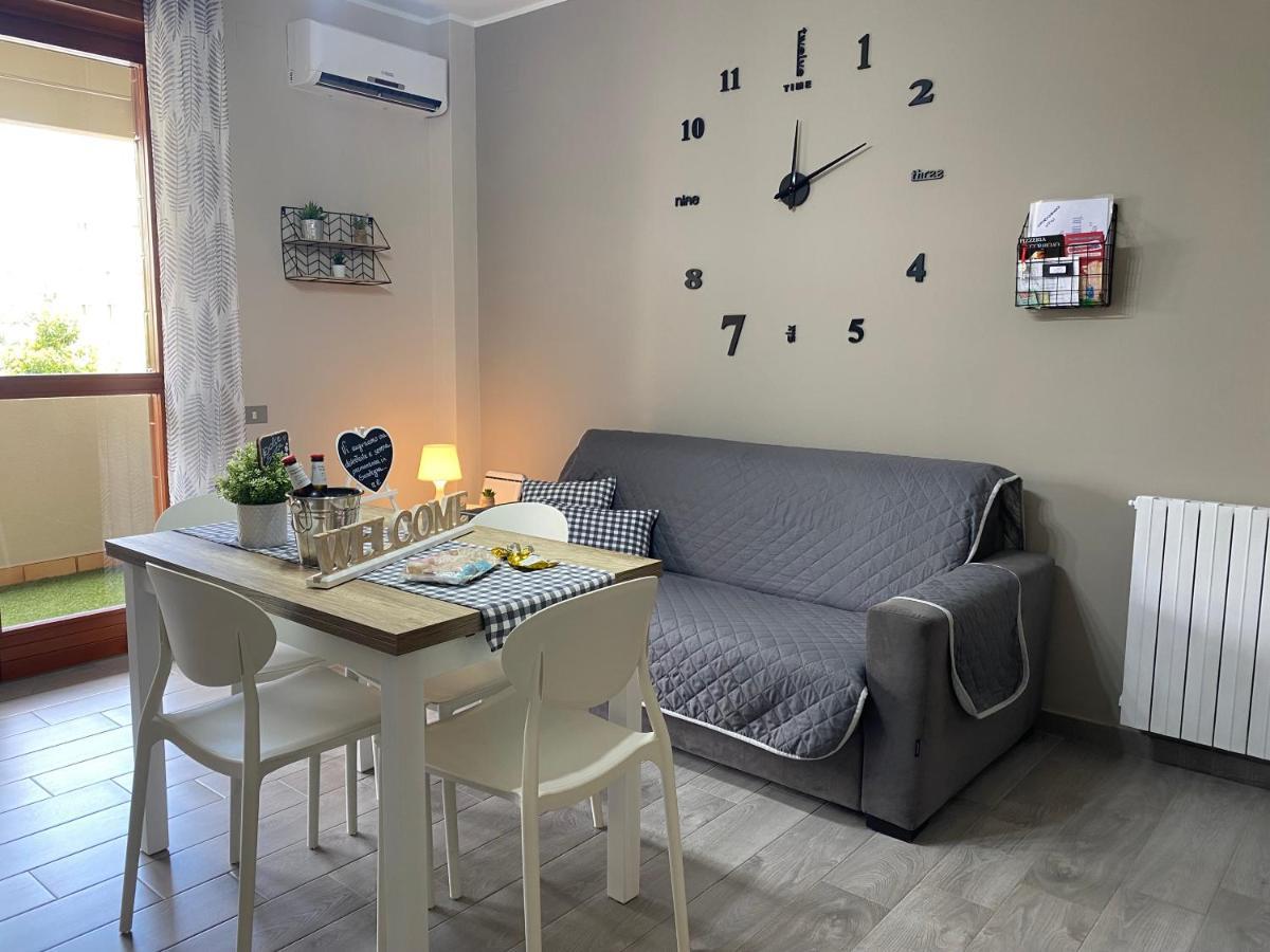 Casa Vacanze “Dolce Sosta” Quartu Sant'Elena Bagian luar foto